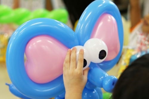 elephant balloon sculpting